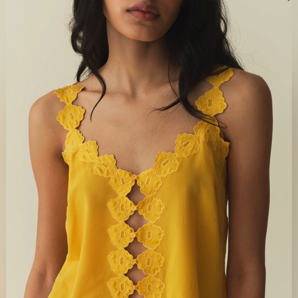 ISO Doen Flores Top ~ Goldenrod